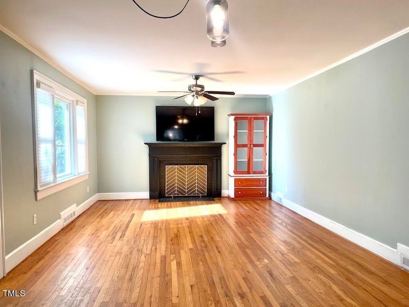 520 Walnut Dr, Sanford, NC 27330