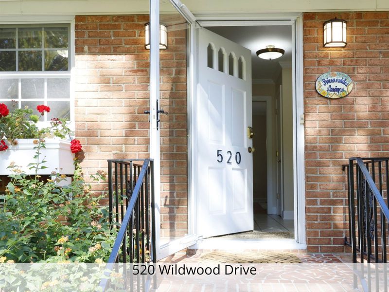 520 Wildwood Dr, Durham, NC 27712