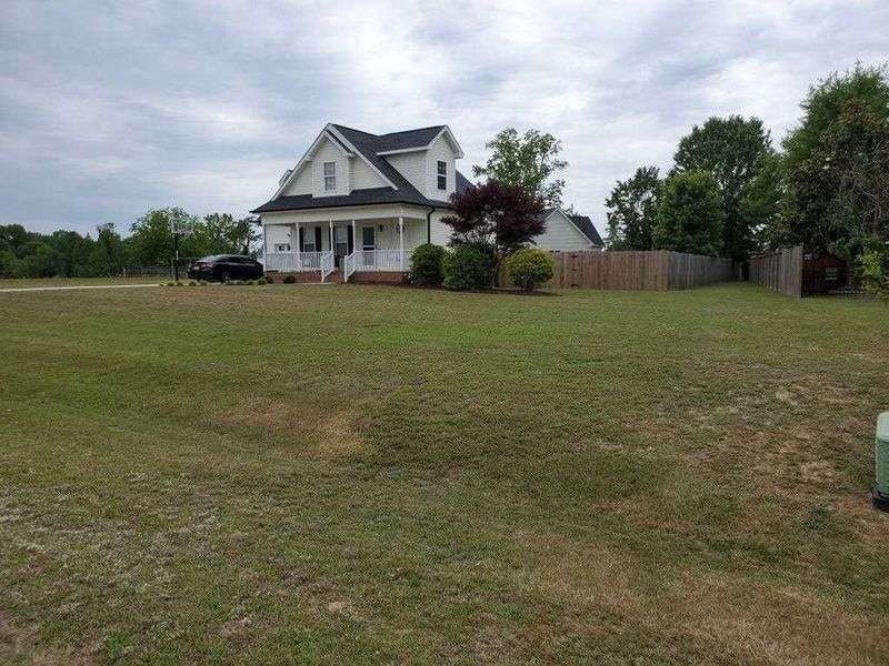 5200 Autumn Field Dr, Raleigh, NC 27603