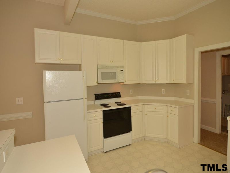 5200 Easthorpe Dr, Raleigh, NC 27613
