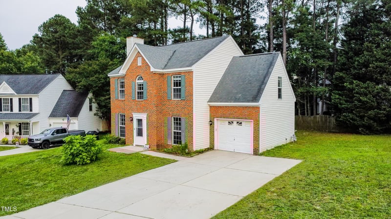 5200 Fieldwood Ct, Raleigh, NC 27616