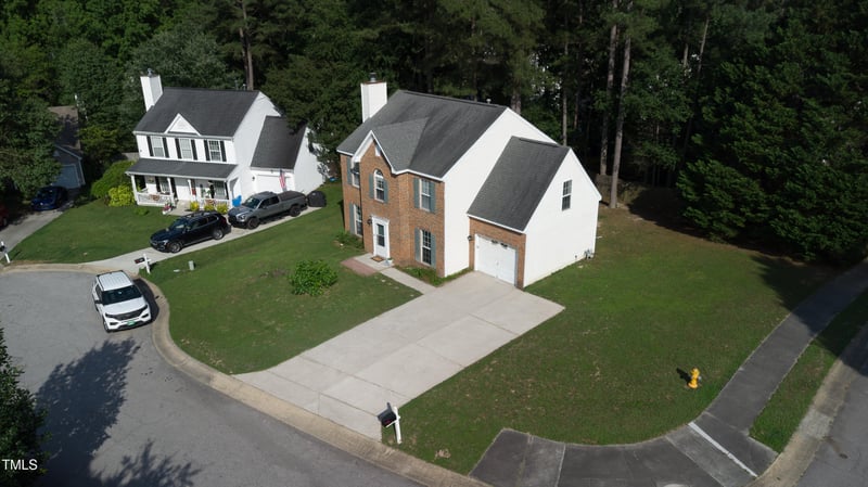 5200 Fieldwood Ct, Raleigh, NC 27616