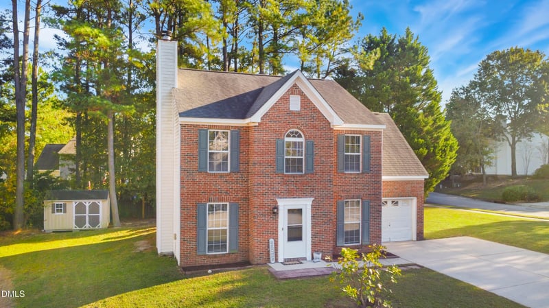5200 Fieldwood Ct, Raleigh, NC 27616