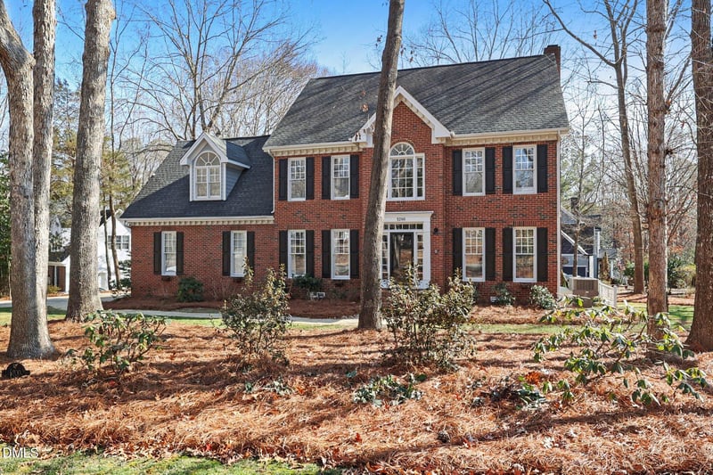 5200 Lake Edge Dr, Holly Springs, NC 27540