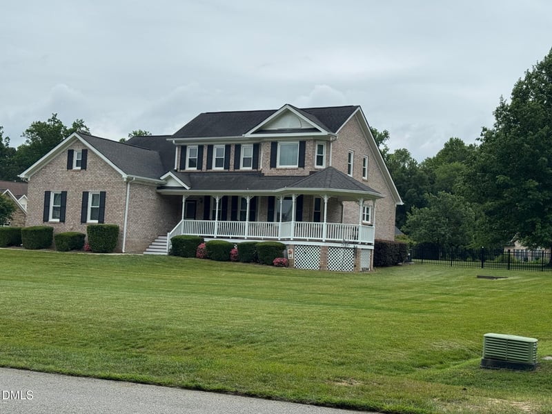 5200 Sugg Ct, Fuquay Varina, NC 27526