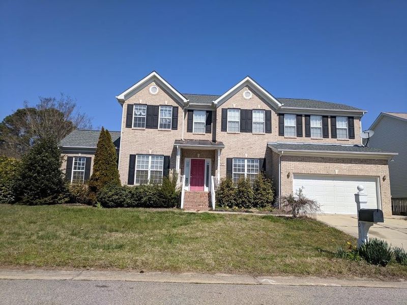 5201 Duckdown Ct, Raleigh, NC 27604