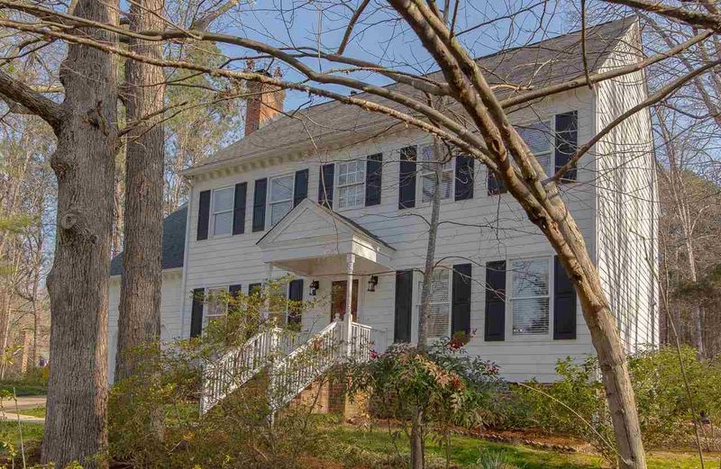 5201 Fortunes Ridge Dr, Durham, NC 27713