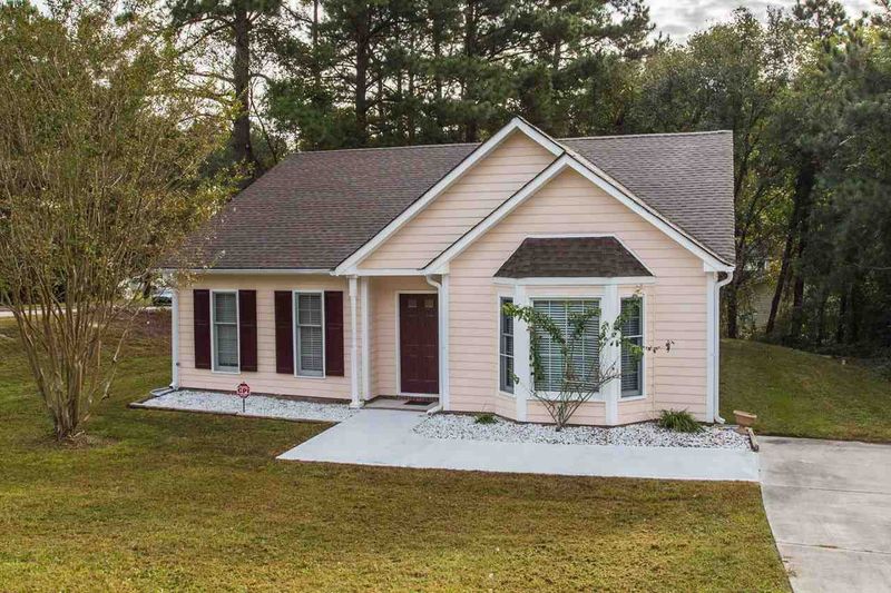 5201 Hadrian Dr, Durham, NC 27703
