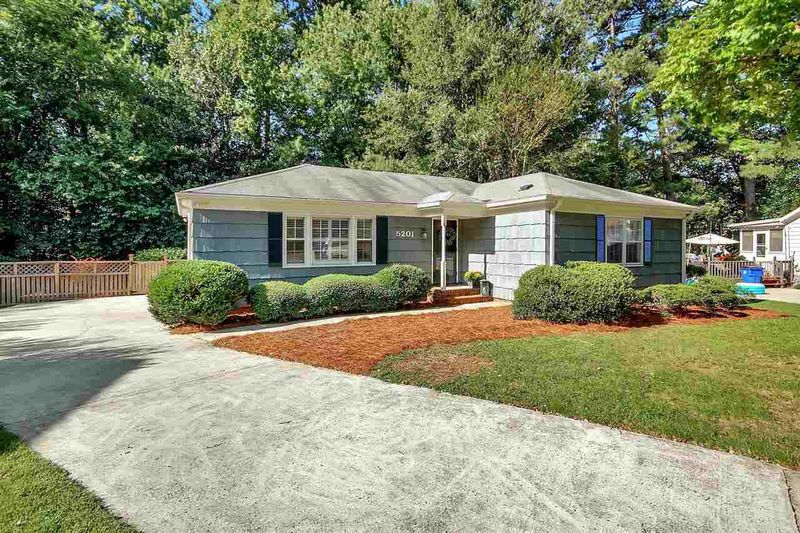 5201 Shasta Ct, Raleigh, NC 27609