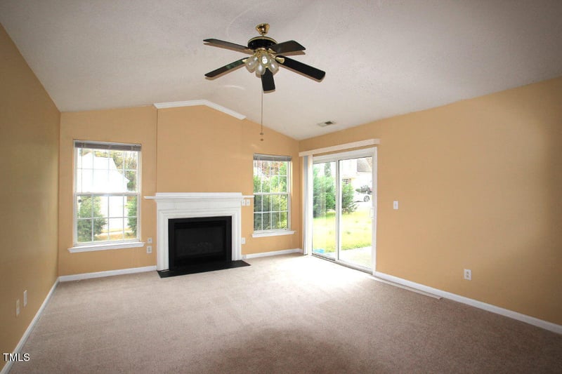 5201 Waterwalk Ln, Raleigh, NC 27616