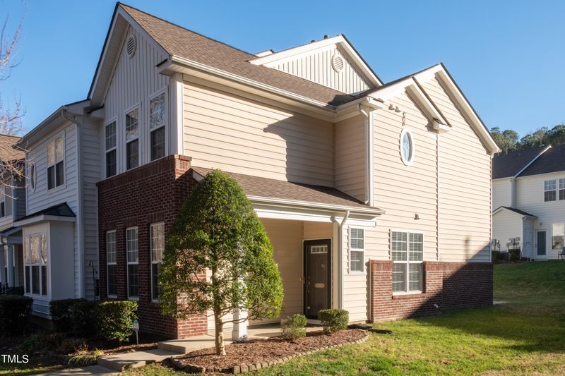 5202 Moonview Ct, Raleigh, NC 27606