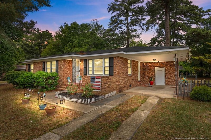 5202 Pala Verde Dr, Fayetteville, NC 28304
