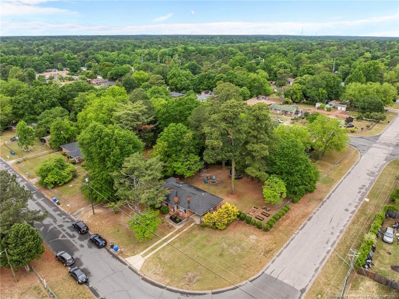 5202 Pala Verde Dr, Fayetteville, NC 28304
