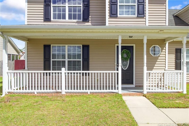 5202 Woodpecker Dr, Hope Mills, NC 28348