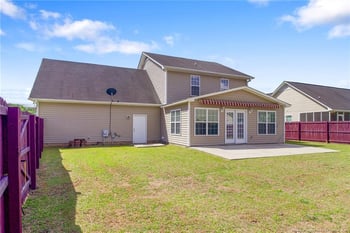 5202 Woodpecker Dr, Hope Mills, NC 28348