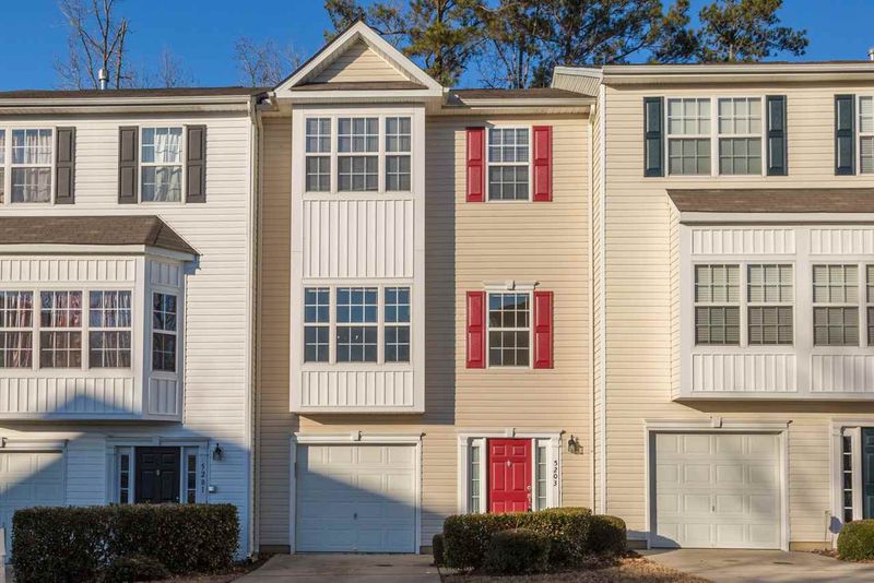 5203 Sandy Banks Rd, Raleigh, NC 27616