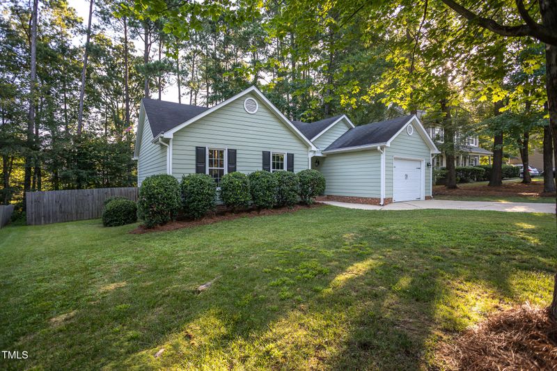5203 Sweet Clover Ct, Durham, NC 27703