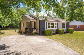 5203 Walnut Dr, Fayetteville, NC 28348