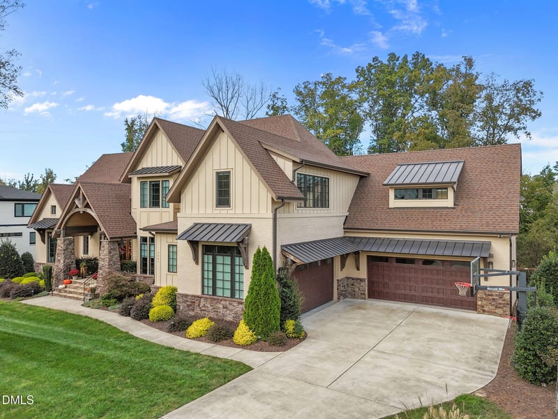 5204 Barton View Ct, Raleigh, NC 27615