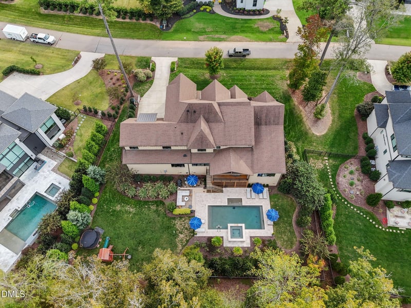 5204 Barton View Ct, Raleigh, NC 27615