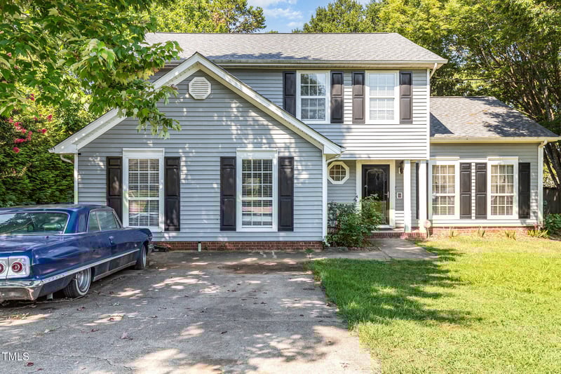 5204 Bentgrass Dr, Raleigh, NC 27610