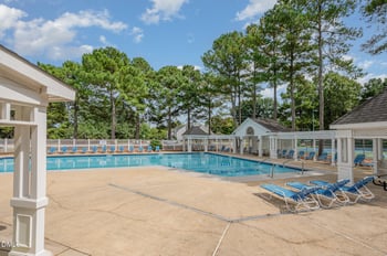 5204 Bentgrass Dr, Raleigh, NC 27610
