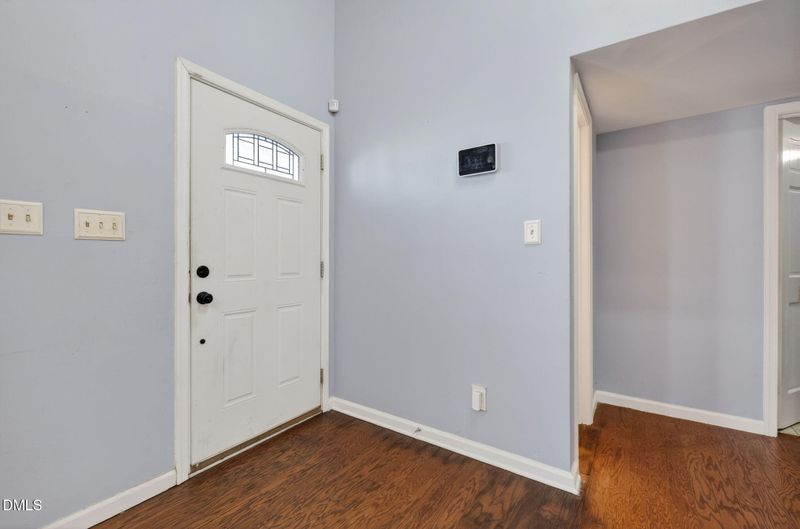 5204 Bentgrass Dr, Raleigh, NC 27610