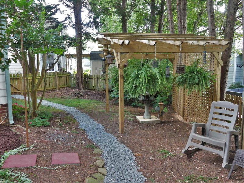 5204 Blakeley Ln, Raleigh, NC 27613