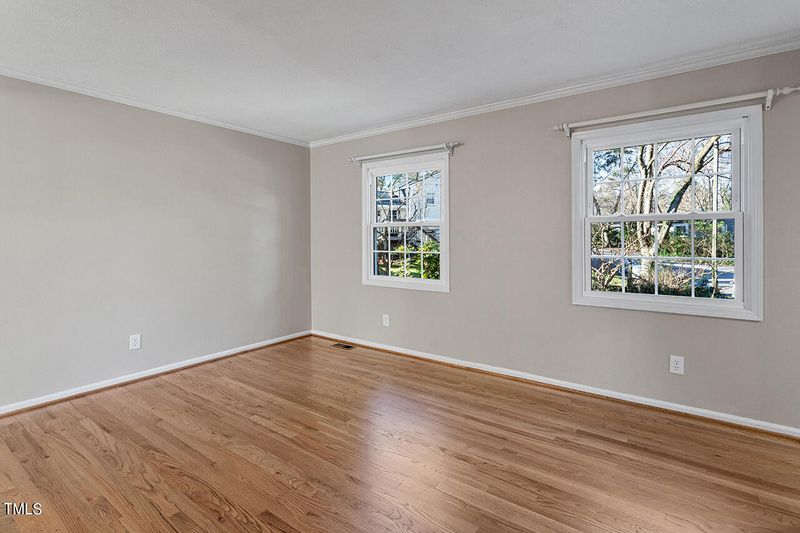 5204 Cabin Pl, Raleigh, NC 27609