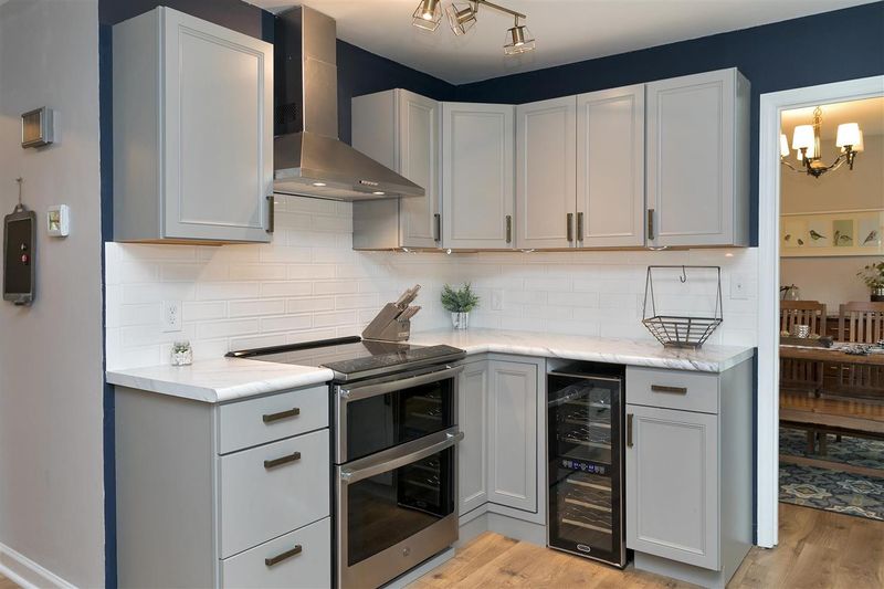 5204 Fireside Dr, Raleigh, NC 27609
