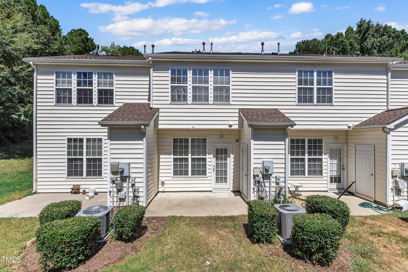 5204 Moonview Ct, Raleigh, NC 27606