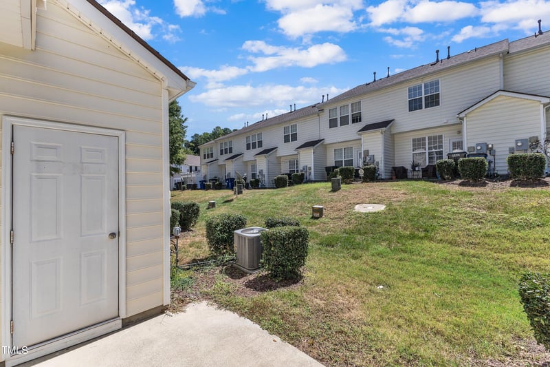 5204 Moonview Ct, Raleigh, NC 27606