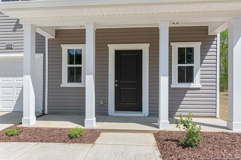 5204 Tyndall Dr, Sanford, NC 27330