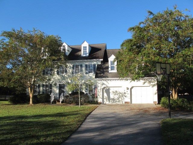 5204 Westminster Ln, Fuquay Varina, NC 27526