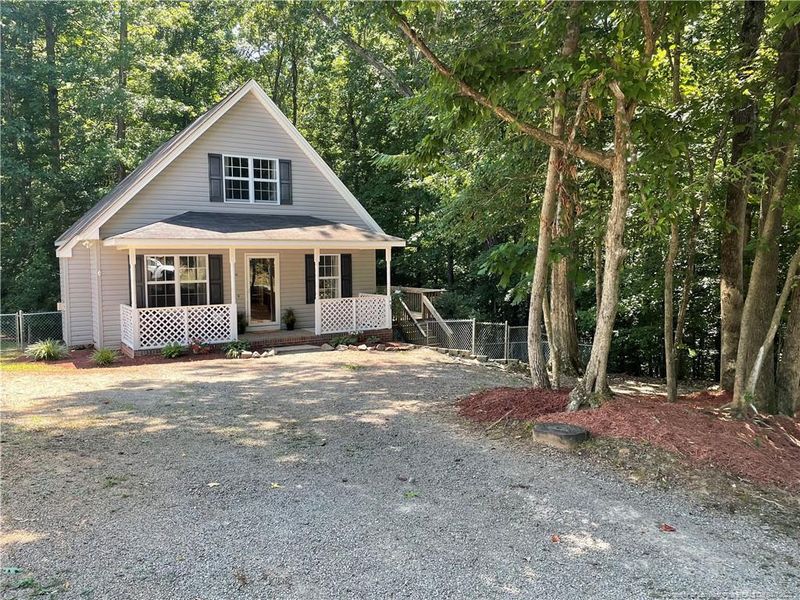 5205 Laurel Ridge Dr, Sanford, NC 27332