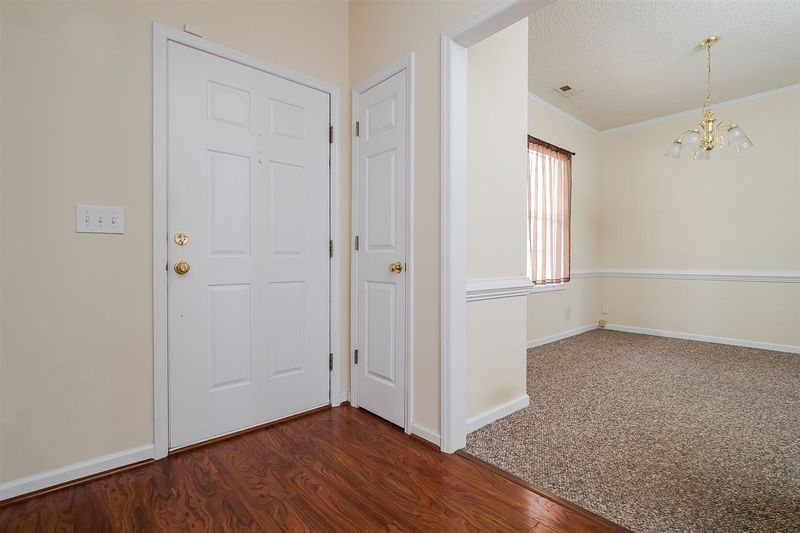 5205 Neuse Wood Dr, Raleigh, NC 27616