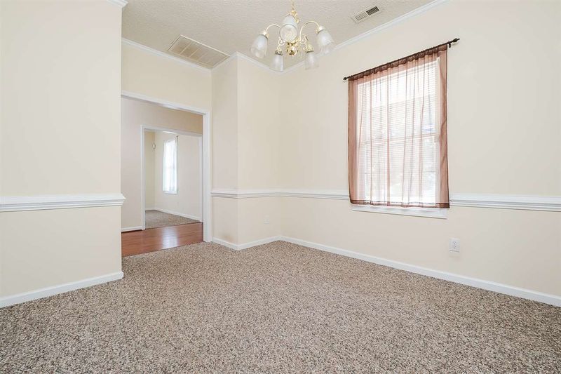 5205 Neuse Wood Dr, Raleigh, NC 27616