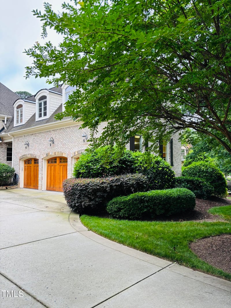 5205 Newstead Manor Ln, Raleigh, NC 27606