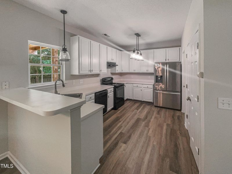 5206 Chipstone Dr, Raleigh, NC 27610