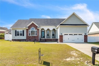5206 Pride Ln, Hope Mills, NC 28348