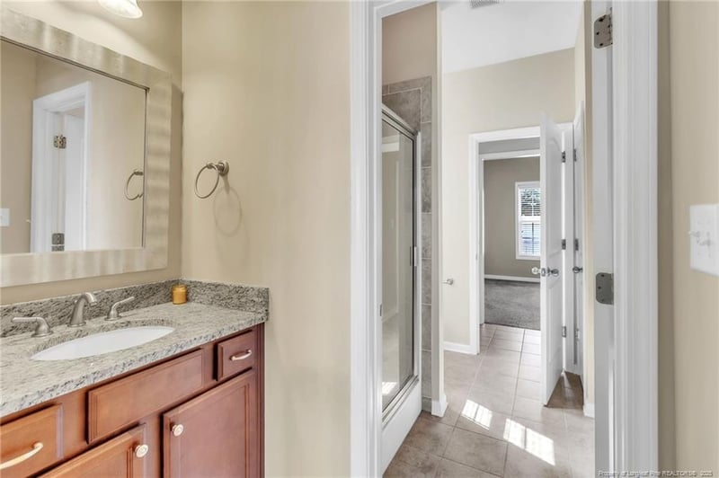 5206 Pride Ln, Hope Mills, NC 28348