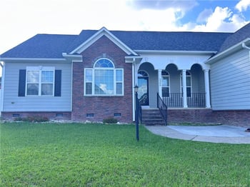 5206 Pride Ln, Hope Mills, NC 28348