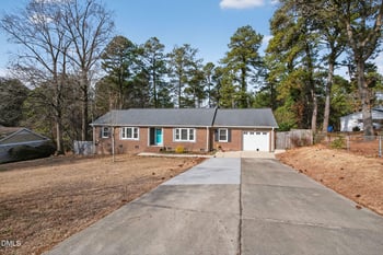 5206 Southport Rd, Fayetteville, NC 28311
