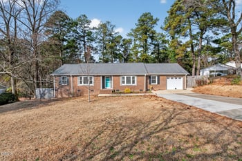5206 Southport Rd, Fayetteville, NC 28311