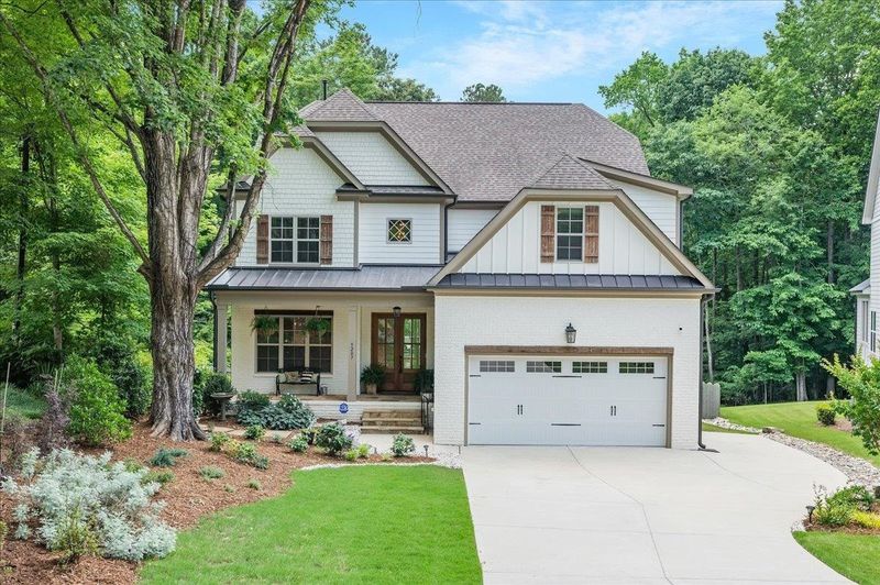 5207 Coronado Dr, Raleigh, NC 27609