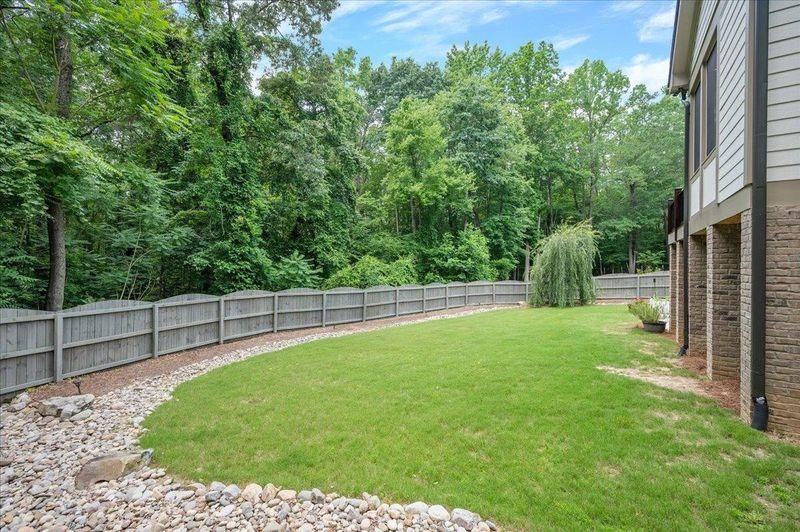 5207 Coronado Dr, Raleigh, NC 27609