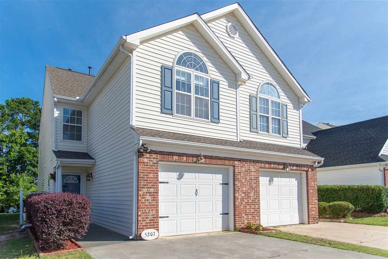 5207 Eagle Trace Dr, Raleigh, NC 27604
