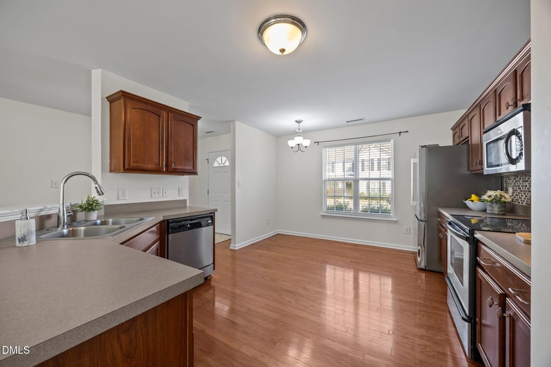 5208 Blue Lagoon Ln, Raleigh, NC 27610