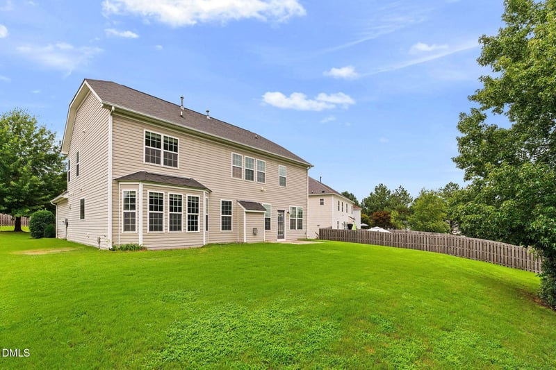 5208 Holly Ridge Farm Rd, Raleigh, NC 27616