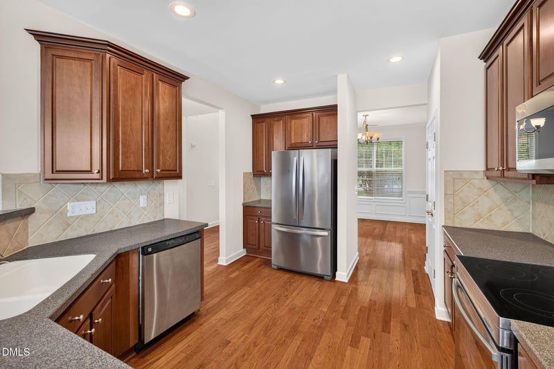 5208 Holly Ridge Farm Rd, Raleigh, NC 27616